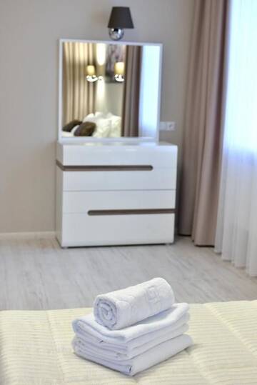 Фото номера Люкс для новобрачных Отель Gosudar Hotel г. Кропивницкий 10