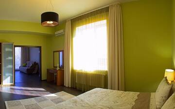 Фото номера Бизнес-люкс Отель Gosudar Hotel г. Кропивницкий 5