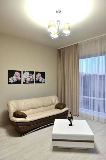 Фото номера Люкс для новобрачных Отель Gosudar Hotel г. Кропивницкий 3