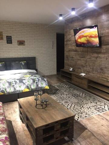 Фото номера Апартаменты с балконом Апартаменты Apartment on Dzerzhinskogo г. Кропивницкий 39