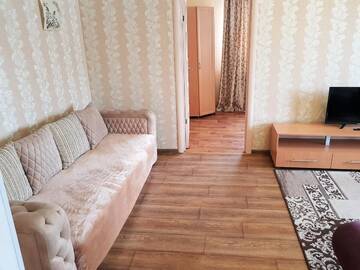 Фото номера Апартаменты с 1 спальней Апартаменты Двокімнатна, затишна квартира в центрі на Шевченко г. Кропивницкий 13