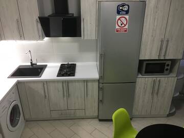 Фото номера Апартаменты с балконом Апартаменты VIP новый дом 1 г. Кропивницкий 13